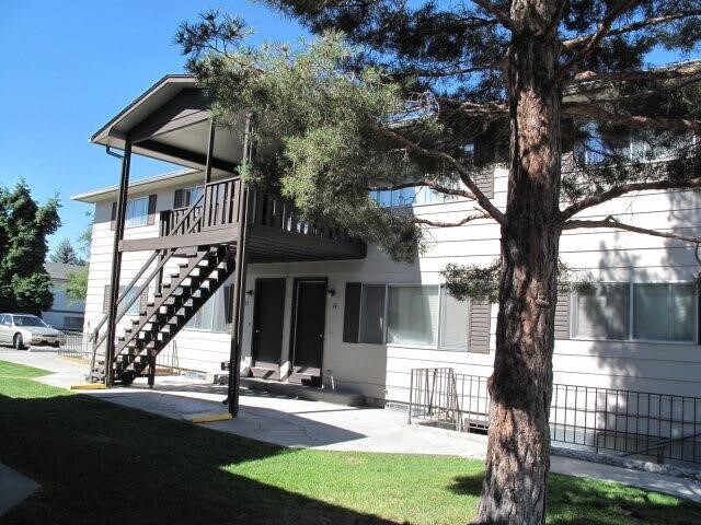 Foto del edificio - 1477 Benton St