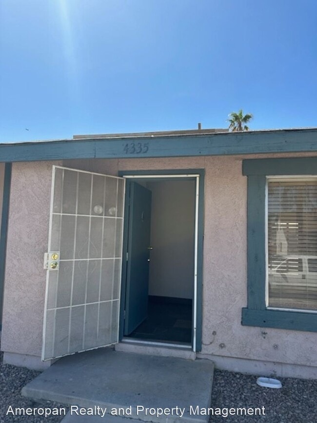 Building Photo - 2 br, 1 bath House - 4335 Sunnyview Ct