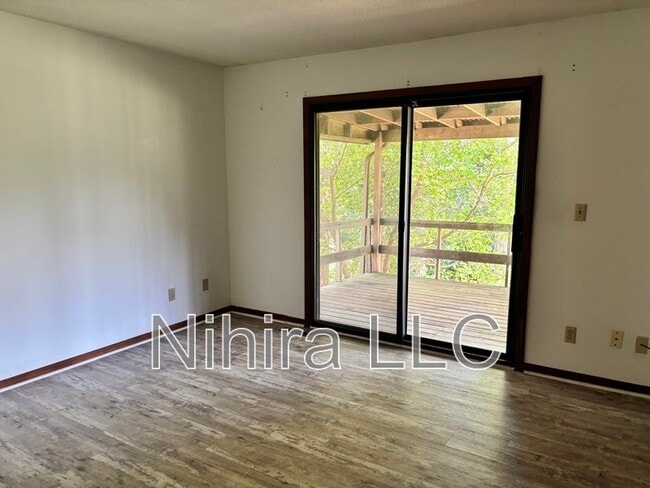 Foto del edificio - 5627 Quail Ridge Dr