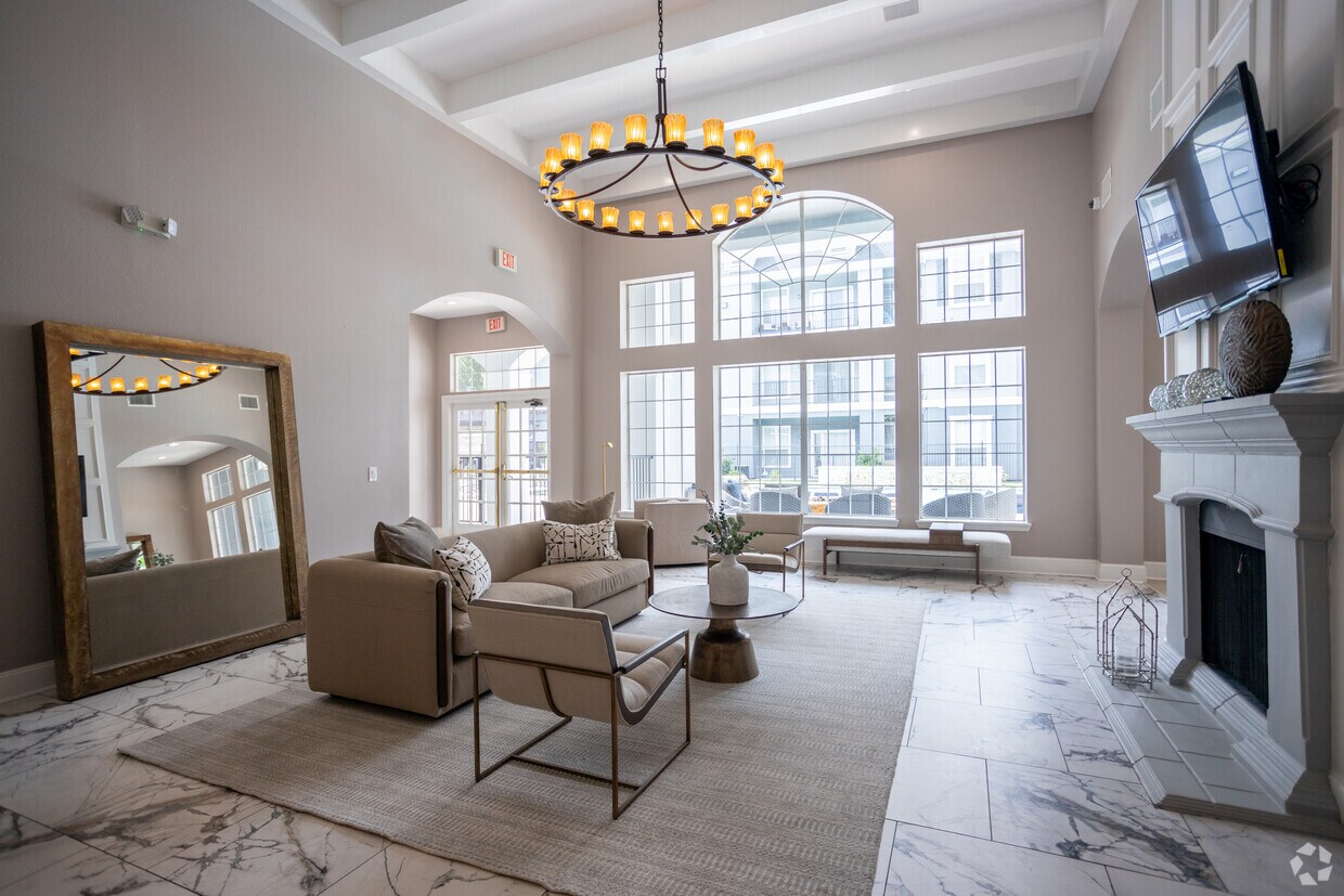 Estates At Bellaire Apartments in Houston, TX