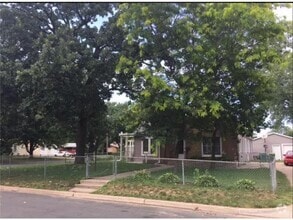 Building Photo - 316 W 64th St