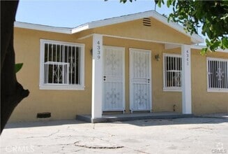 Building Photo - 4465 Turquoise St
