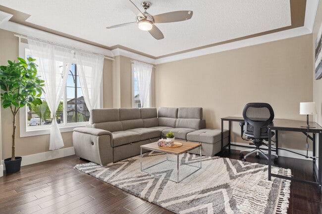 Photo du bâtiment - 199 Albany Dr NW