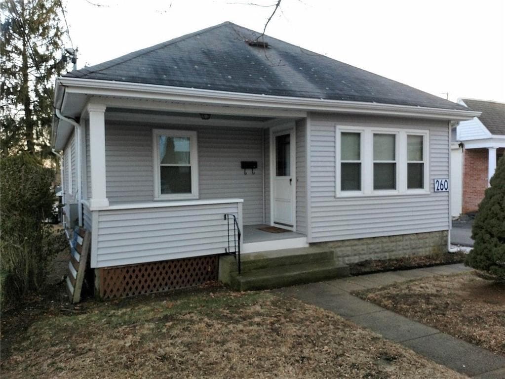 Primary Photo - 260 Maple Ave