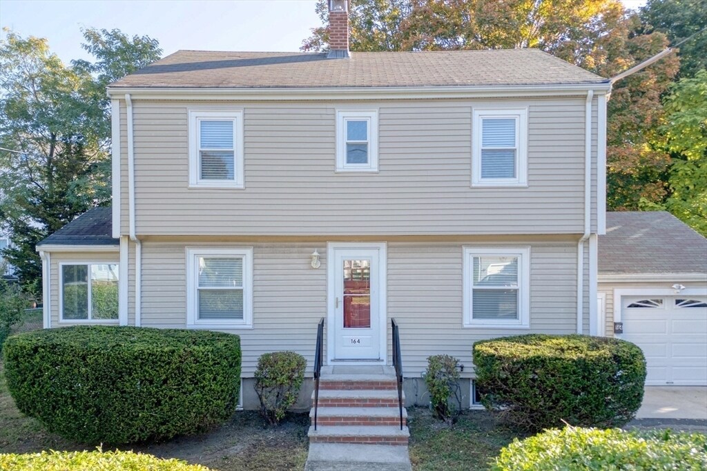 Primary Photo - 164 Summer St