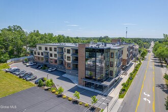 Building Photo - 116 West Ave