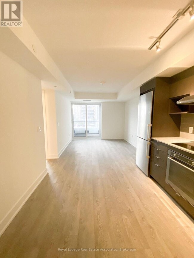 Building Photo - 7 Mabelle Ave