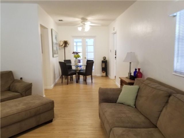 Building Photo - 1716 NE 6th St