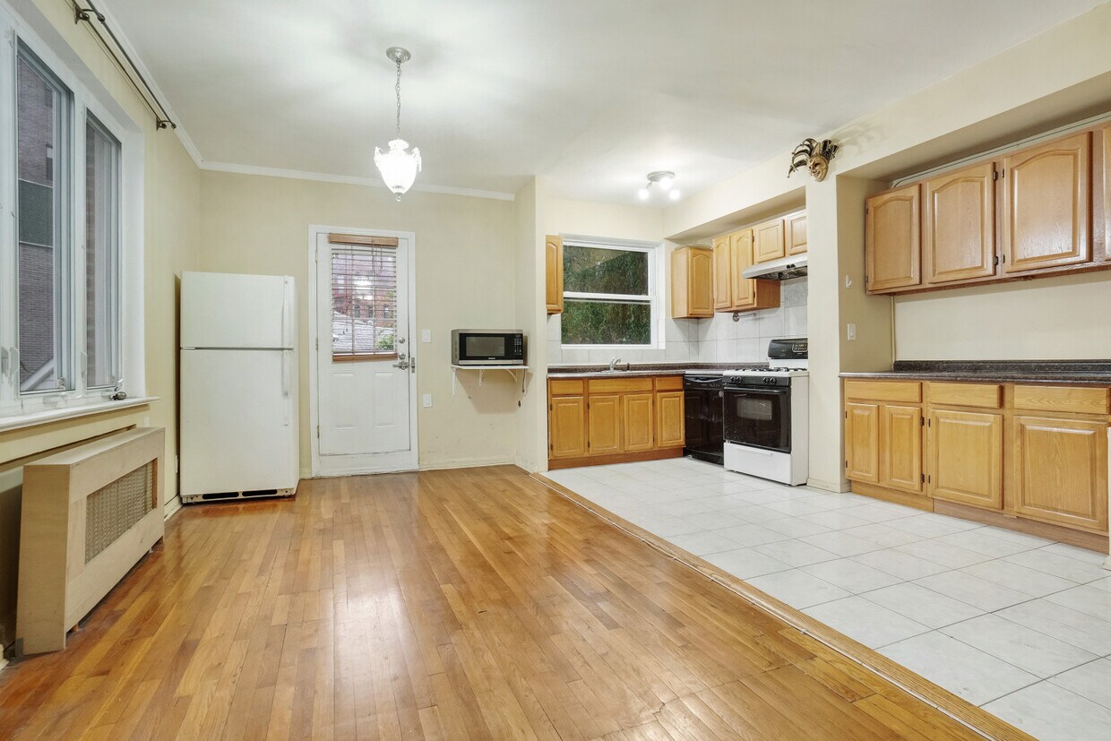 94 Corbin Pl, Brooklyn, NY 11235 Townhome Rentals in Brooklyn NY