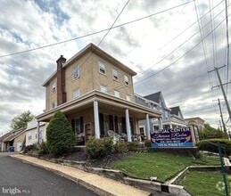 Building Photo - 134 N Main St