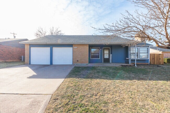 Building Photo - 5701 Quail Run St