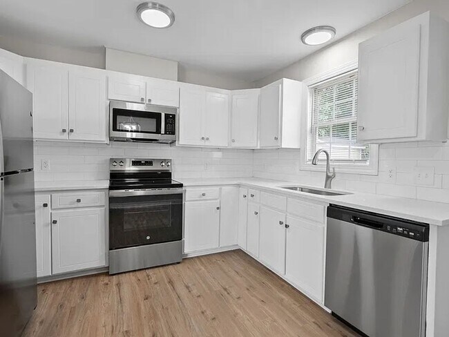 Foto del edificio - 3 Bedroom House in Flagmarsh Hills