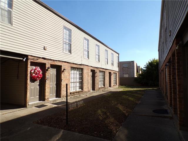 Building Photo - 4208 Belvedere St