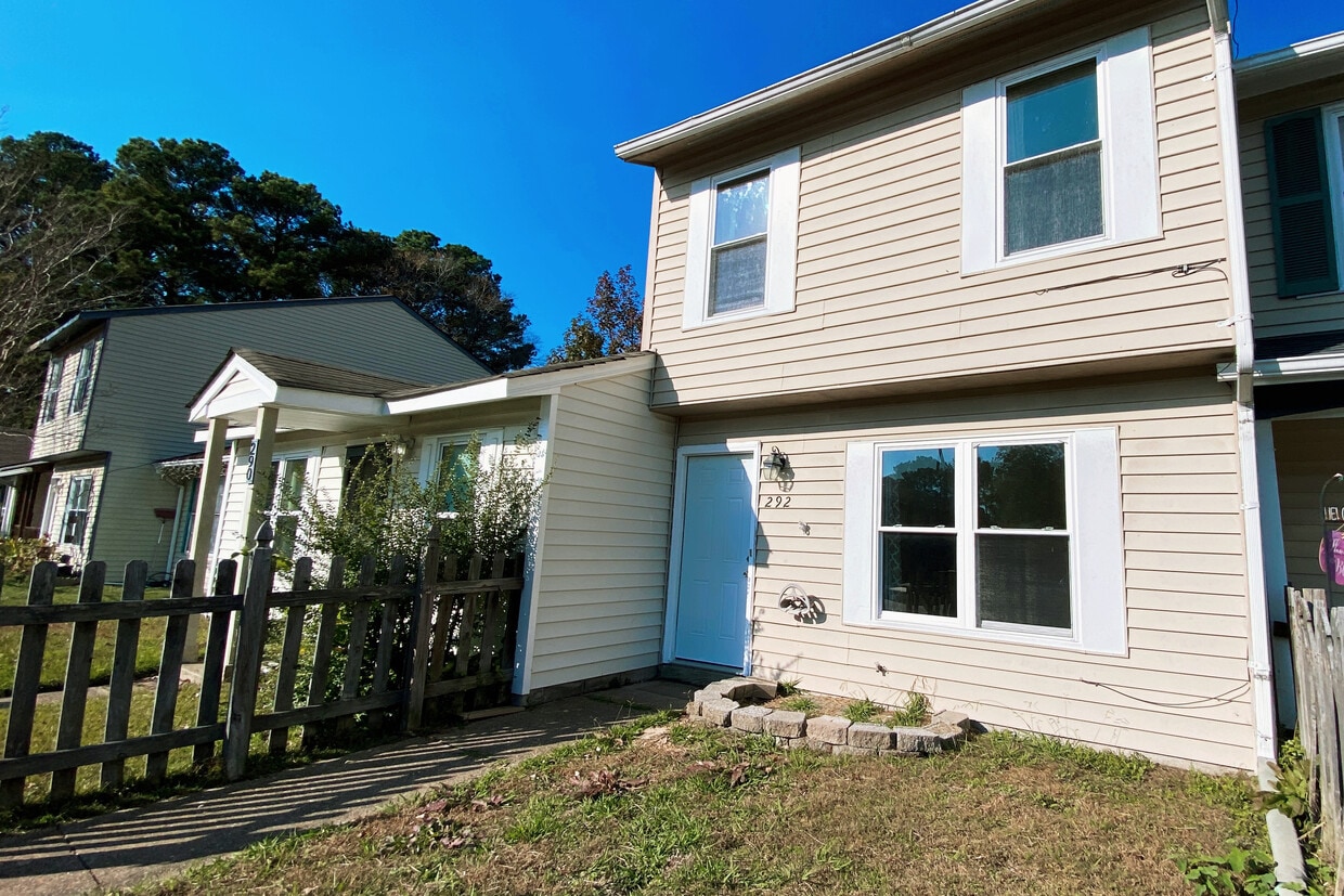 292 Thalia Trace Dr, Virginia Beach, VA 23452 Townhome Rentals in