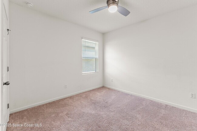 Foto del edificio - 5102 Talbot Blvd