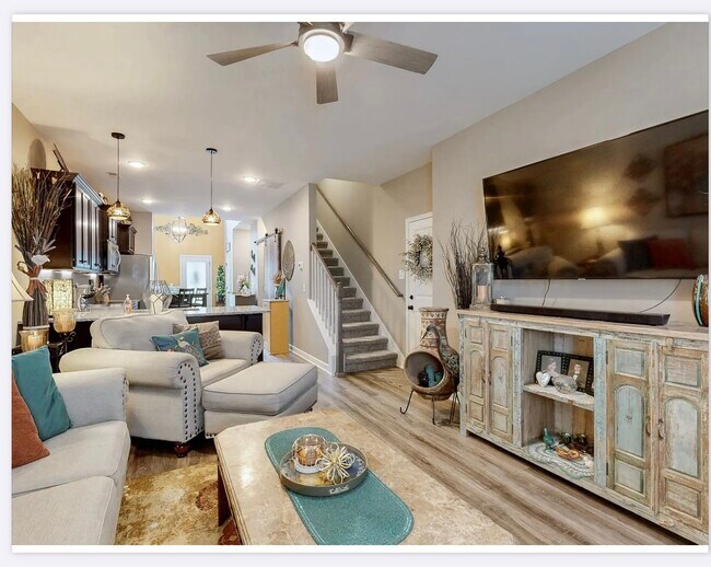 Foto del edificio - 4439 Chusto Dr