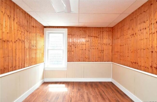 Building Photo - 28 Red Jacket Pky