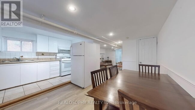 Building Photo - 177 Gowan Ave