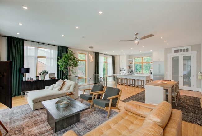 Photo - 328 Mulberry St Townhome