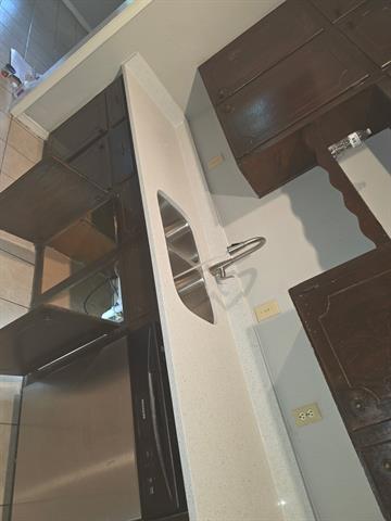 Building Photo - 930 Lindy Ct