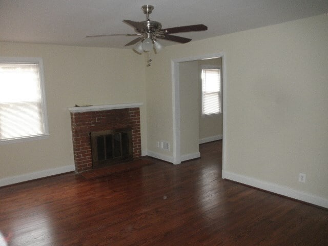 Building Photo - 6 Royal Oak Ave/ Picturesque 3 bedroom 2 b...