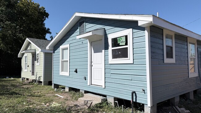 Building Photo - 2615 Sam Wilson St