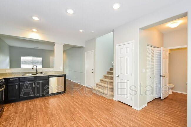 Building Photo - 10517 Soneto Creek Ct