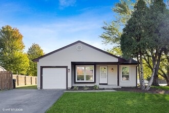 Building Photo - 2108 Navarone Dr