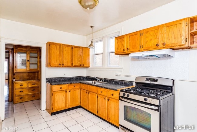 Building Photo - 3 br, 2 bath Apartment - 7700 S Yates Blvd