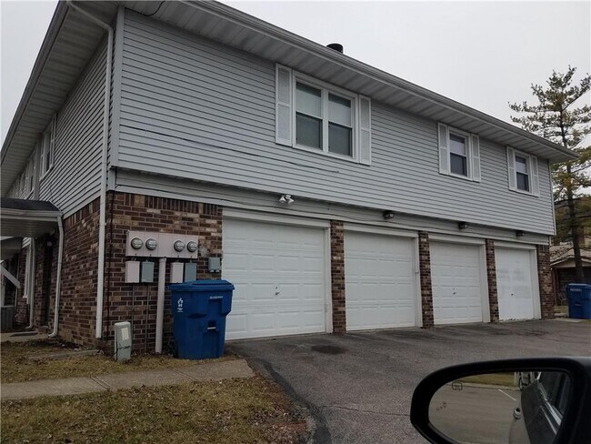 Building Photo - 10228 Penrith Dr