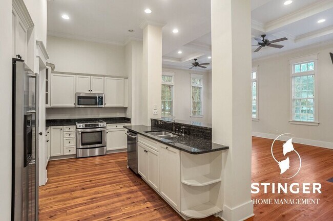 Foto del edificio - 30 Harford