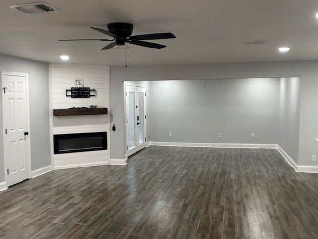 Foto del edificio - Serenity with Plenty of Room in Euless!