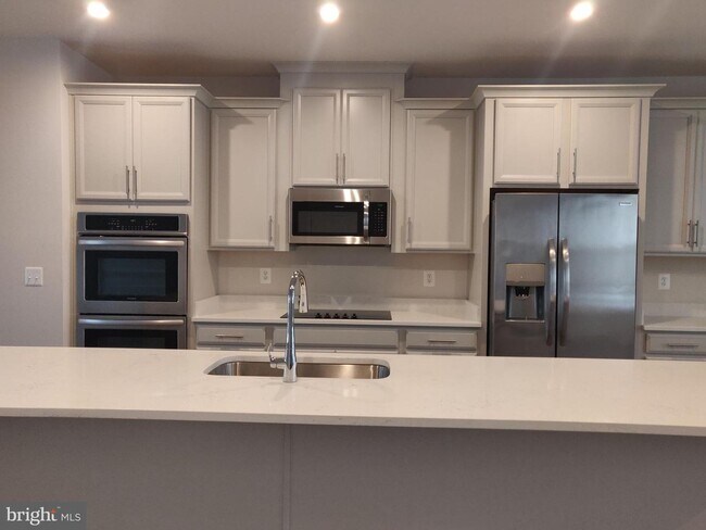 Foto del edificio - 10568 Waterbury Woods Way