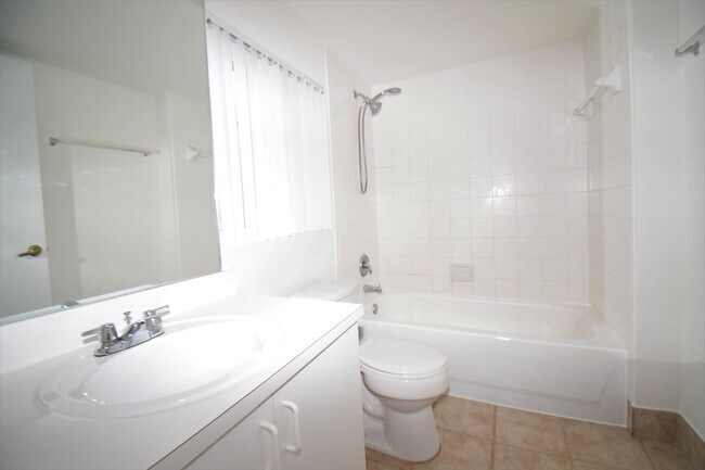 Foto del edificio - 4175 N Haverhill Rd