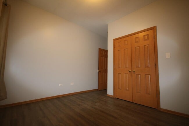 Building Photo - 3148 W Fillmore St