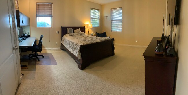 Foto del edificio - 17056 Itasca St