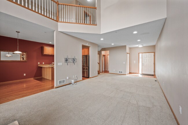 Building Photo - 5046 Yuma Ln N