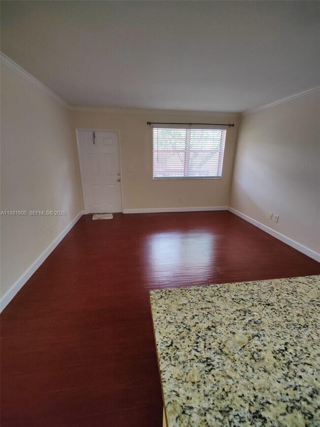 Foto del edificio - 786 NW 103rd Terrace