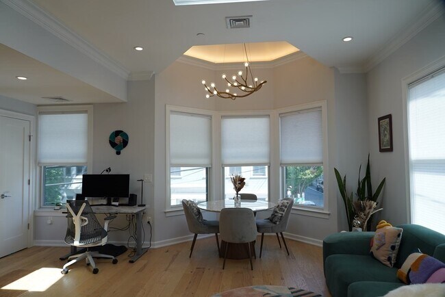 Foto del edificio - 135 2nd St