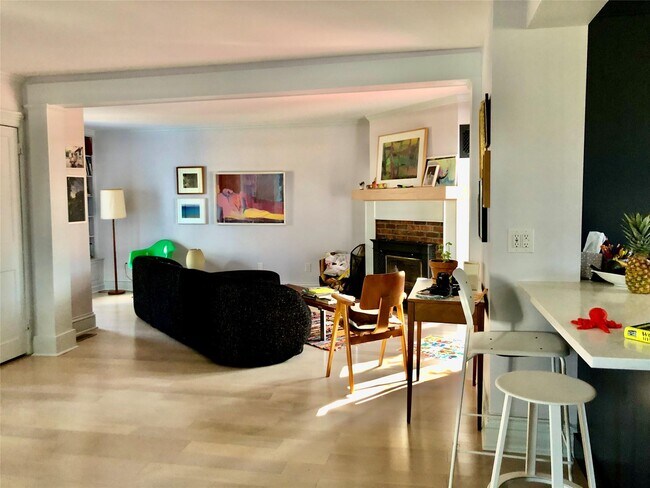 Foto del edificio - 74 Fraleigh St
