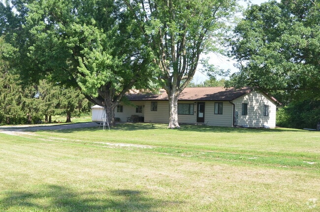Building Photo - 1525 Indian Ave