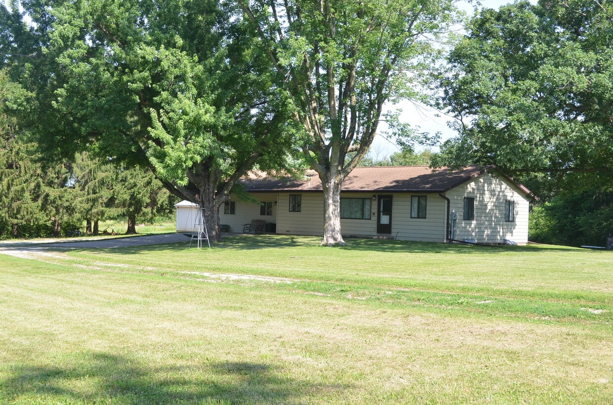 Primary Photo - 1525 Indian Ave