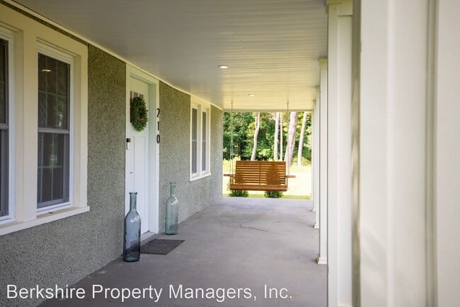 Building Photo - 3 br, 2.5 bath House - 210 Ashley Falls Road