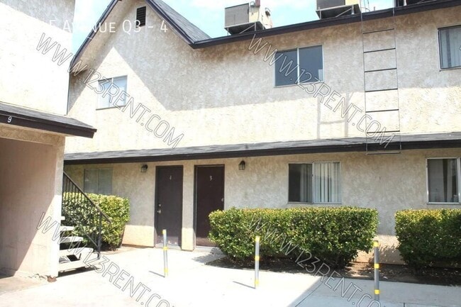 Foto del edificio - 504 E Ave Q3