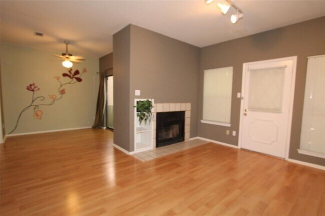 Foto del edificio - 806 W 24th St