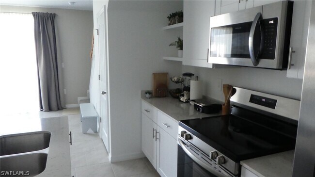 Building Photo - 4275 Cirella Ct