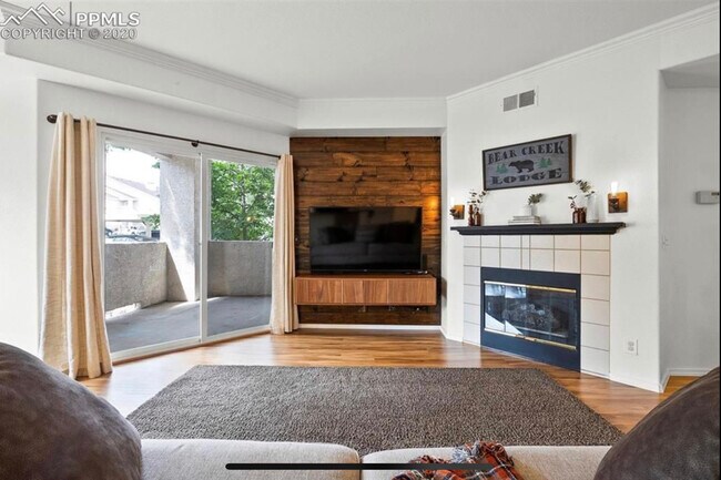 Photo - 3790 Strawberry Field Grv Apartment