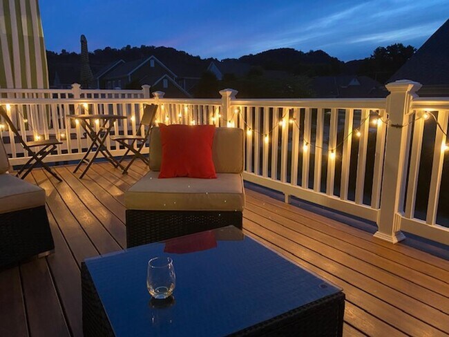 Foto del edificio - 3 Bedroom Luxury Townhome Rental for US OPEN!