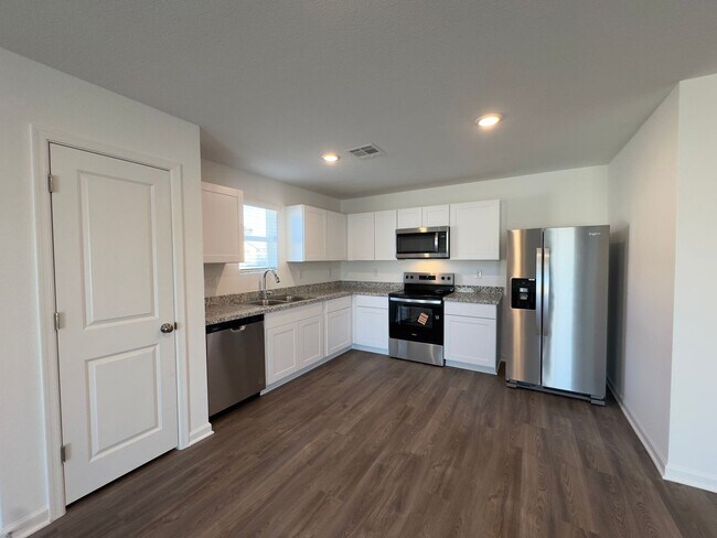 Building Photo - New Construction home