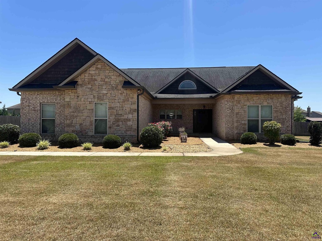 Primary Photo - 144 Addington Dr